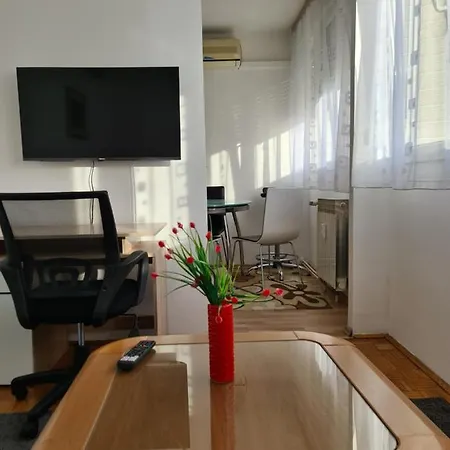 Apartman U Velikoj Gorici Zeljko Velika Gorica Exterior photo